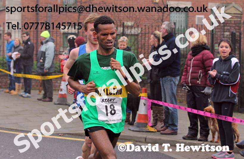 Yared Hagos (Wallsend) leads eventual winner Nick Swinburn (Morpeth) during the Wallsend Harriers Terry O'Gara 5k Memorial Road Race. Photo: David T. Hewitson/Sports for All Pics